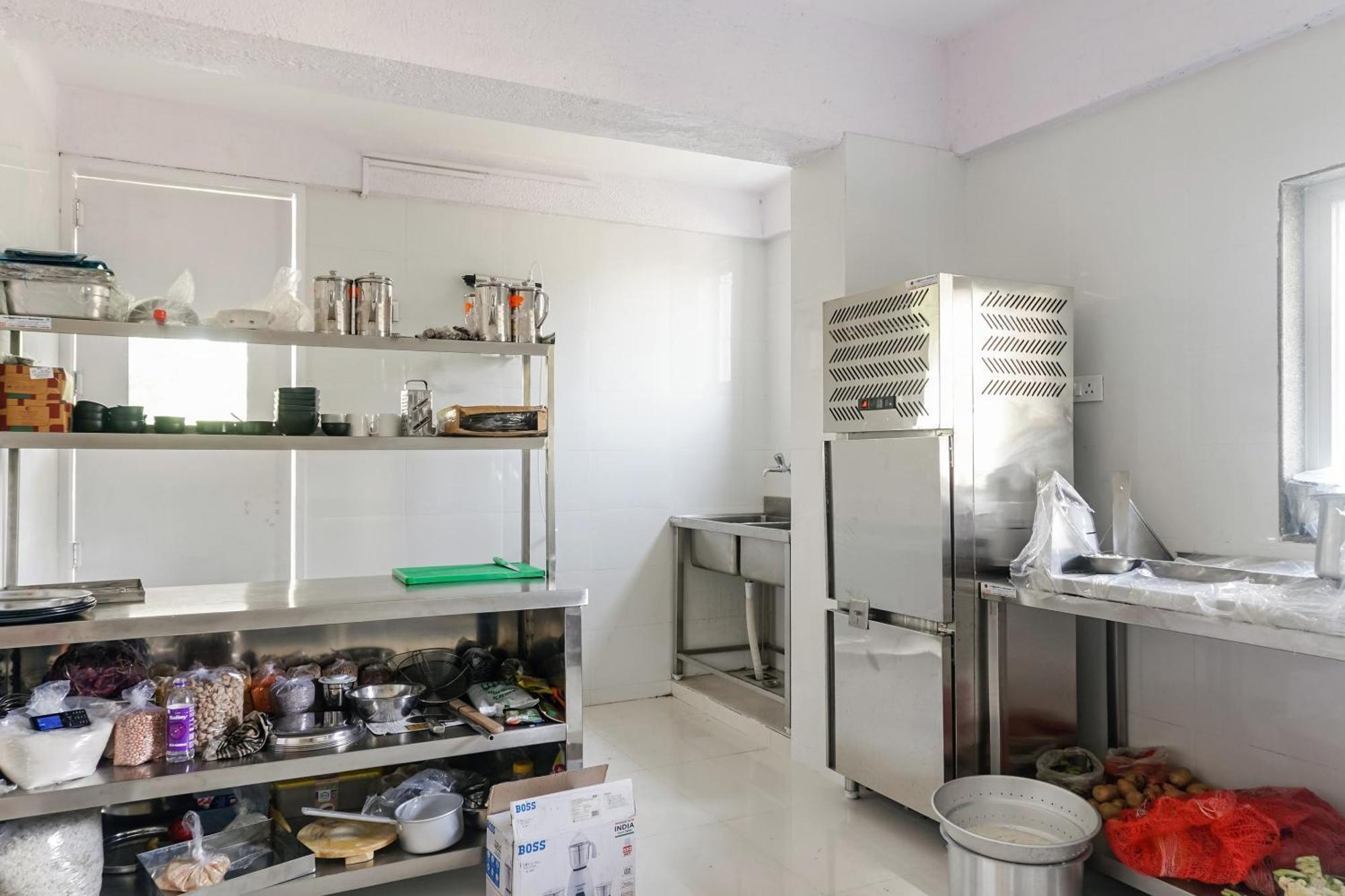Hotel O Home Elegant Prime Ville Chinchvad Bagian luar foto